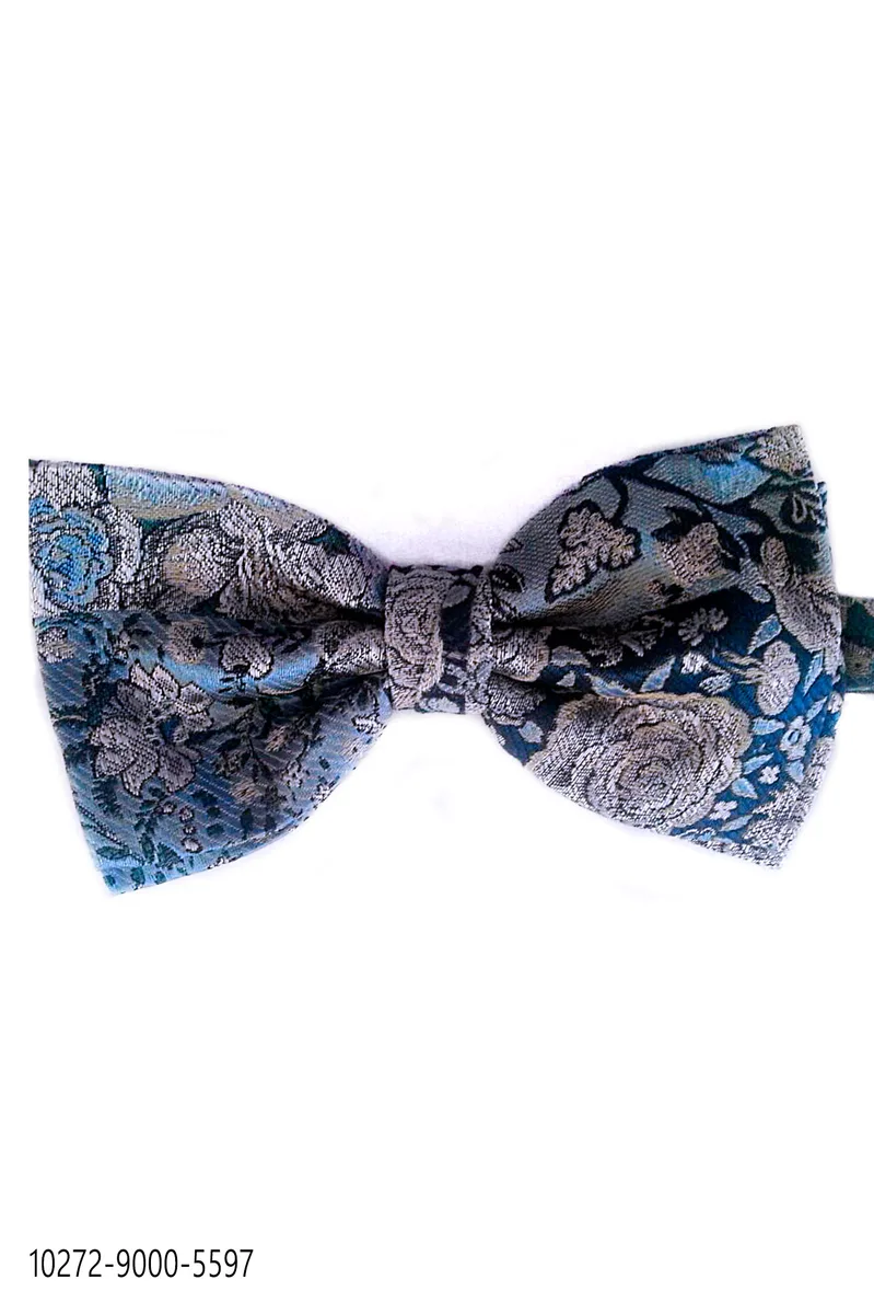 Knotted bow tie in silk