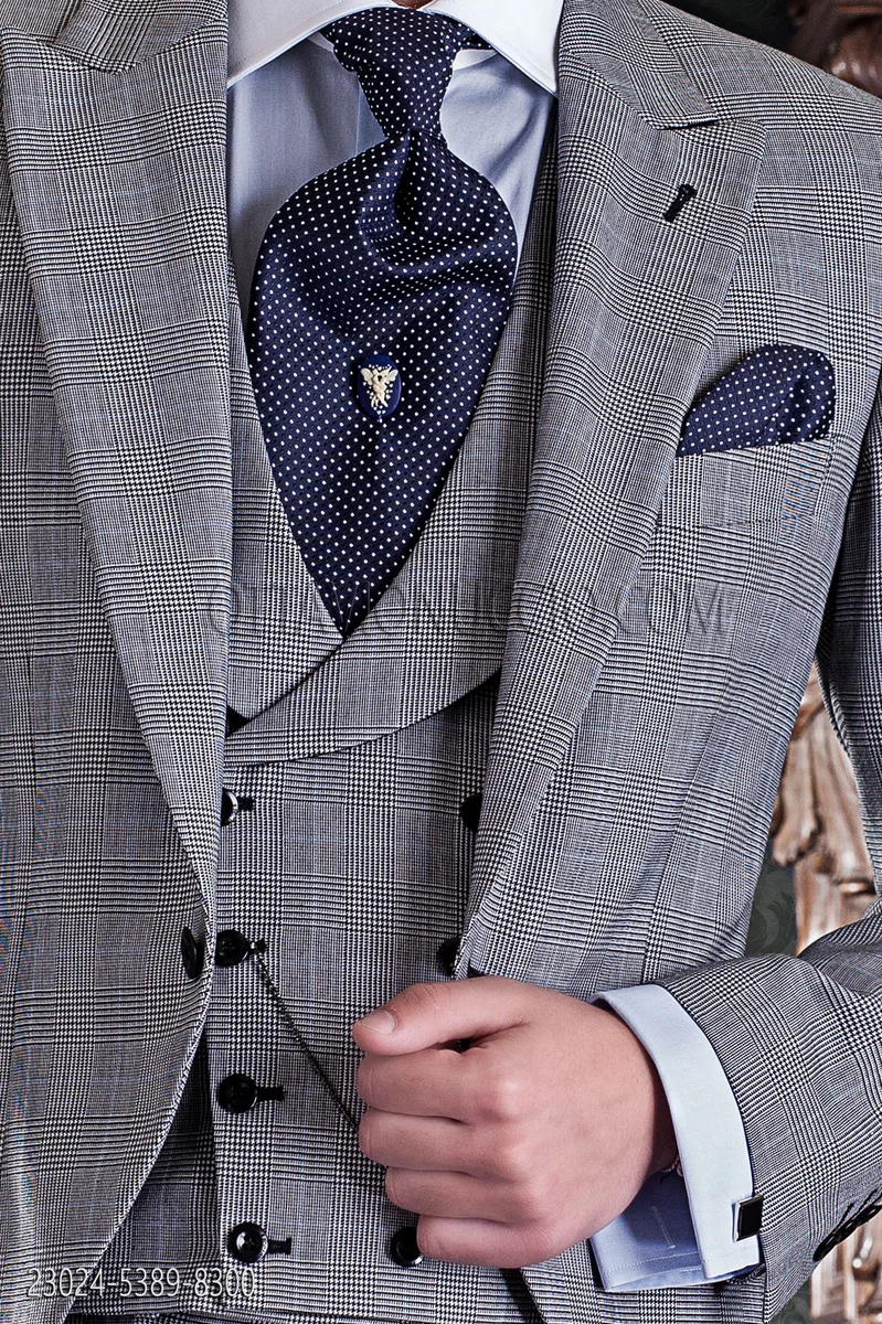 Double-breasted waistcoat in grey Prince of Wales check fabric