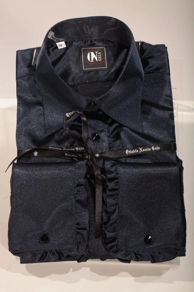 Camicia con volant in raso blu