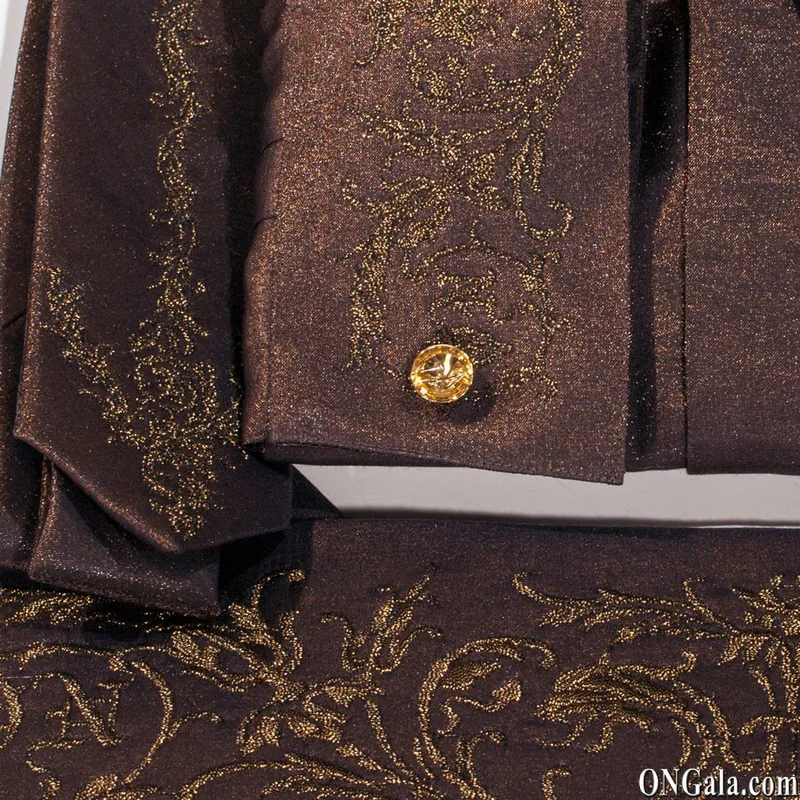 Camicia, Cravatta e Fascia in tessuto lurex marrone con ricamo