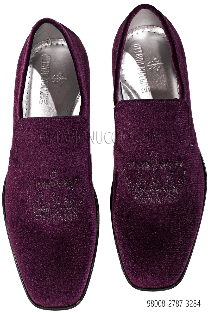 Slipper aus bordeauxfarbenem Samt mit Kronen-Stickerei in Schwarz-Silber