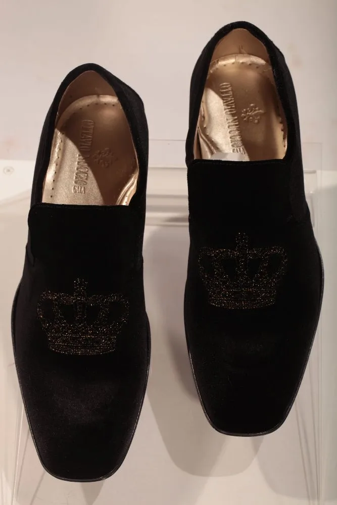 Slipper velours noir avec broderie couronne noir-or