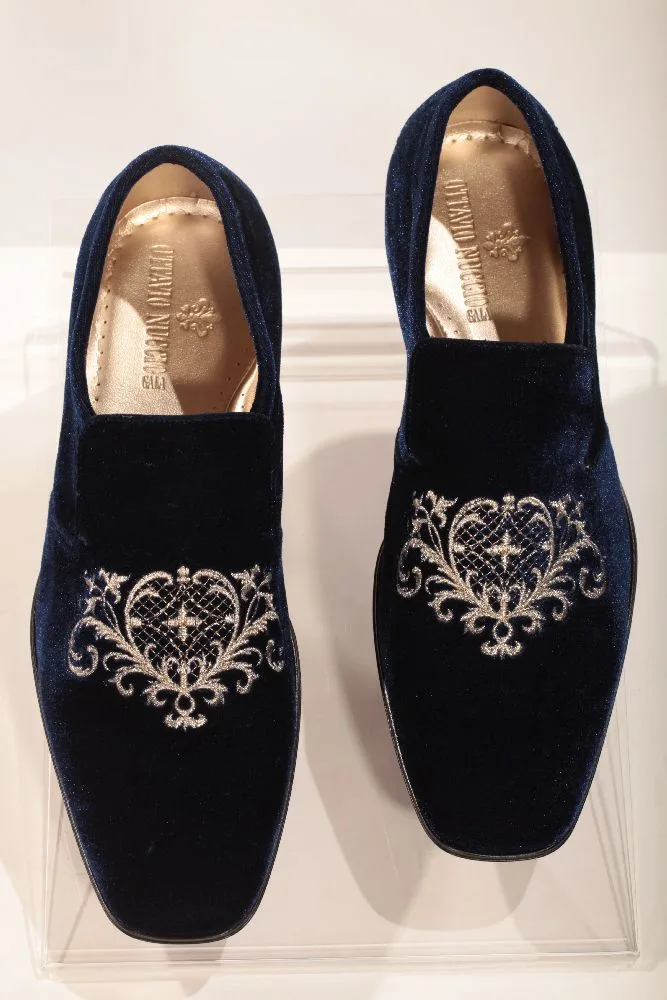 Slipper velluto blu ricamo scudo oro