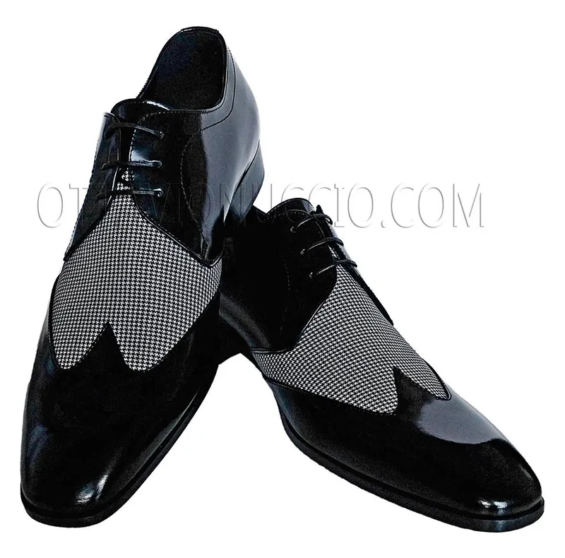 Scarpa allacciata bicolore nero-pied de poule