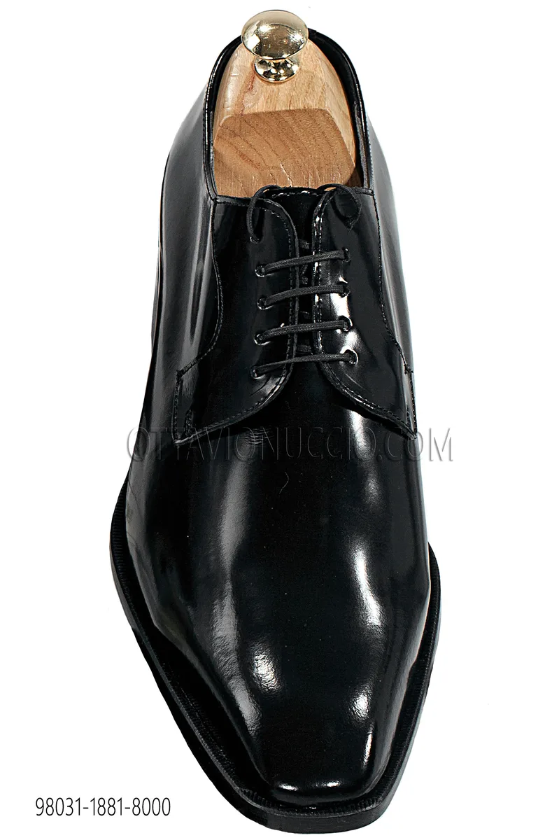 Zapato de cordones de piel cepillada negra