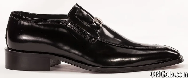 Scarpa in pelle spazzolata nera