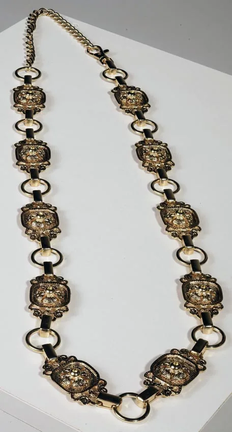 Metal belt with gold finish