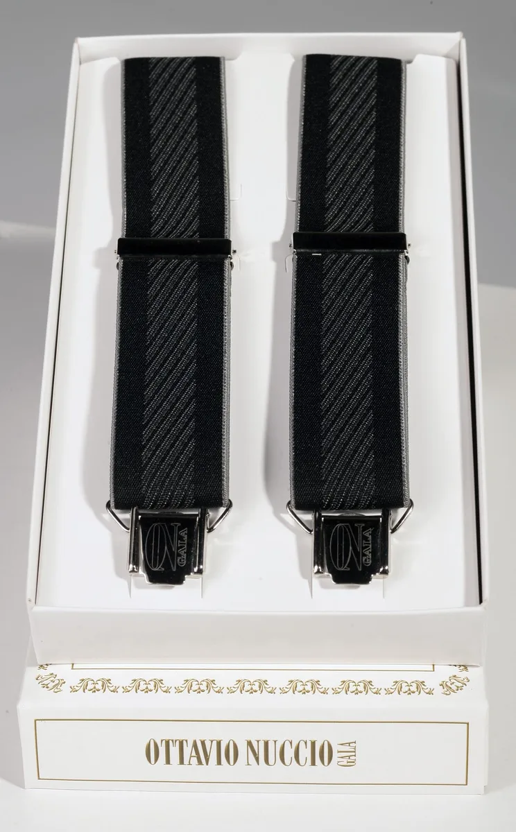 Schwarze Hosenträger aus Elastikband