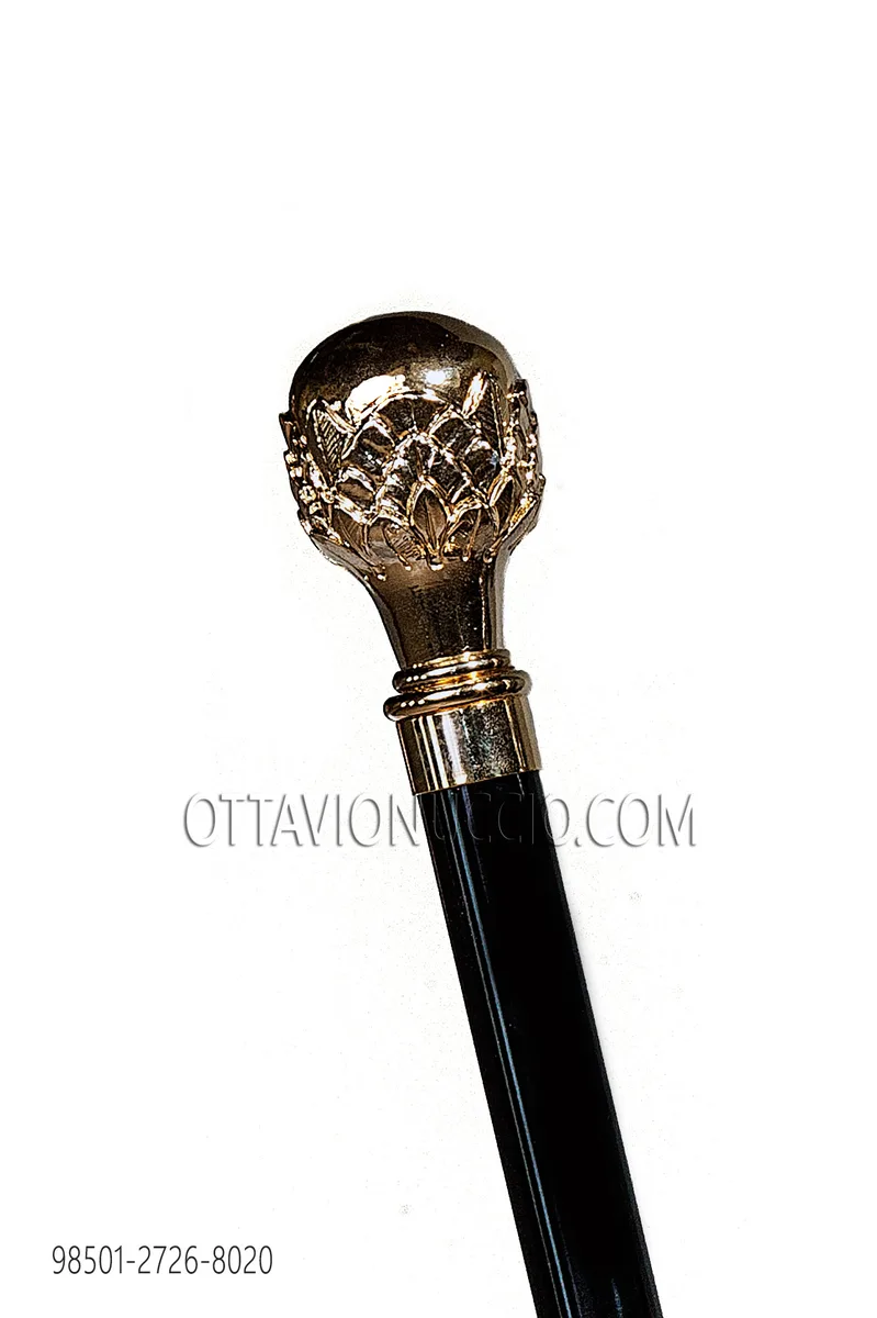 Bastone nero con pomolo oro