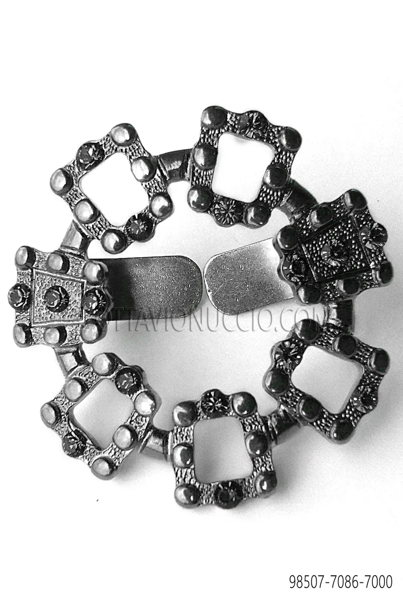 Krawattenschmuck in Gunmetal-Grau
