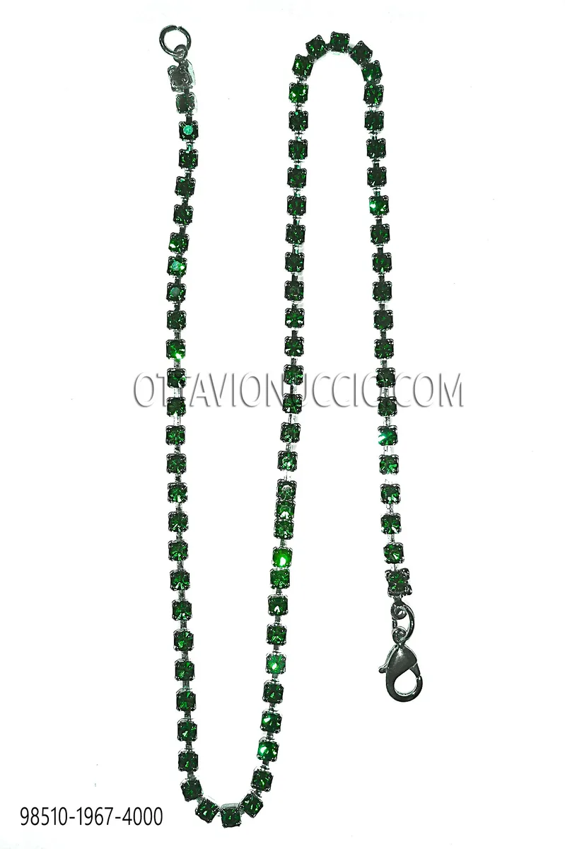 Catenina nichel con strass verdi