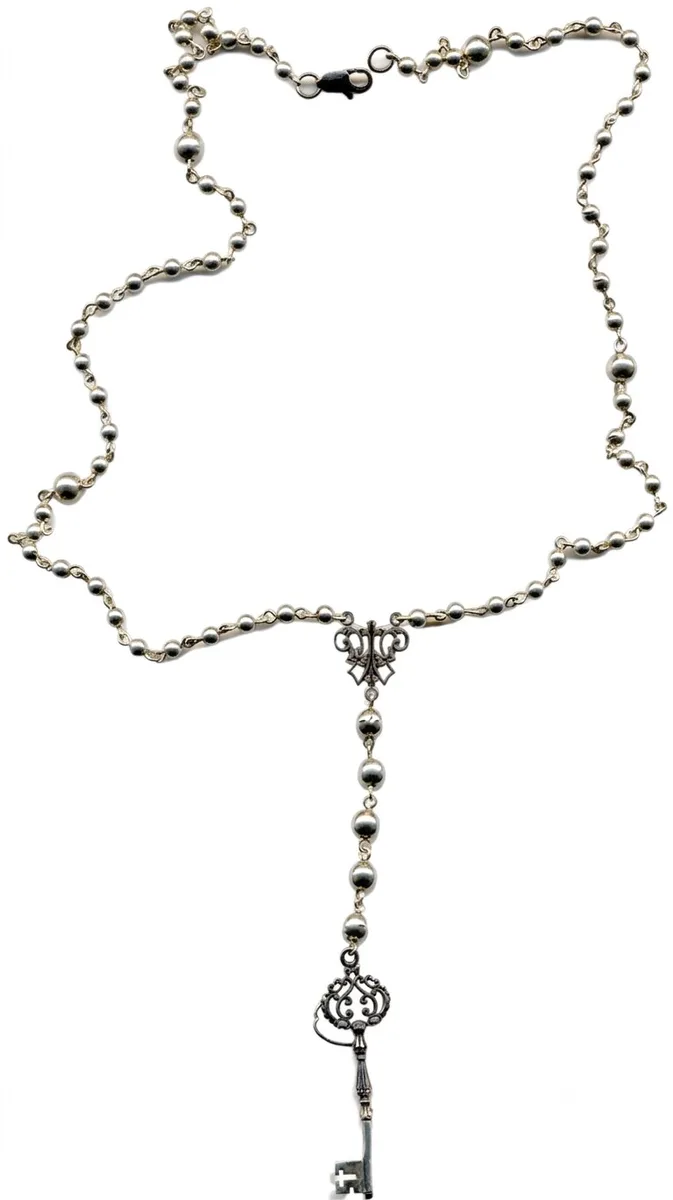 Collar y colgante bañados en plata