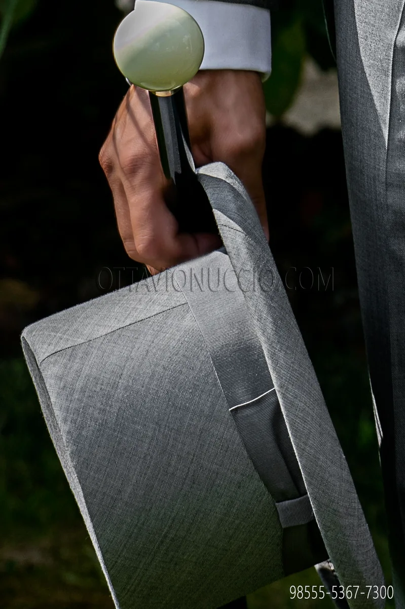 Cilindro in lana seta grigio chiaro