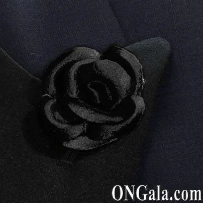 Ansteckblume, schwarz, aus Satin