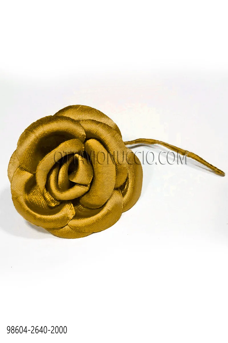Flor en raso mostaza