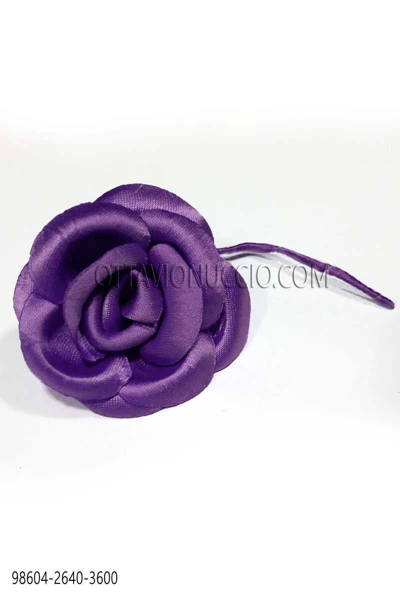 Ansteckblume, violett, aus Satin