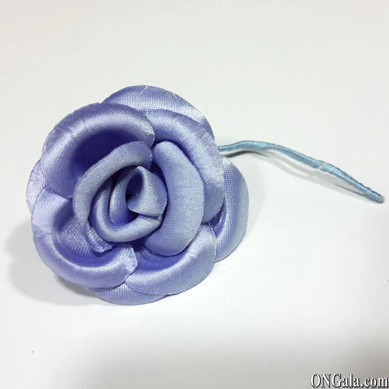 Ansteckblume, hellblau, aus Satin