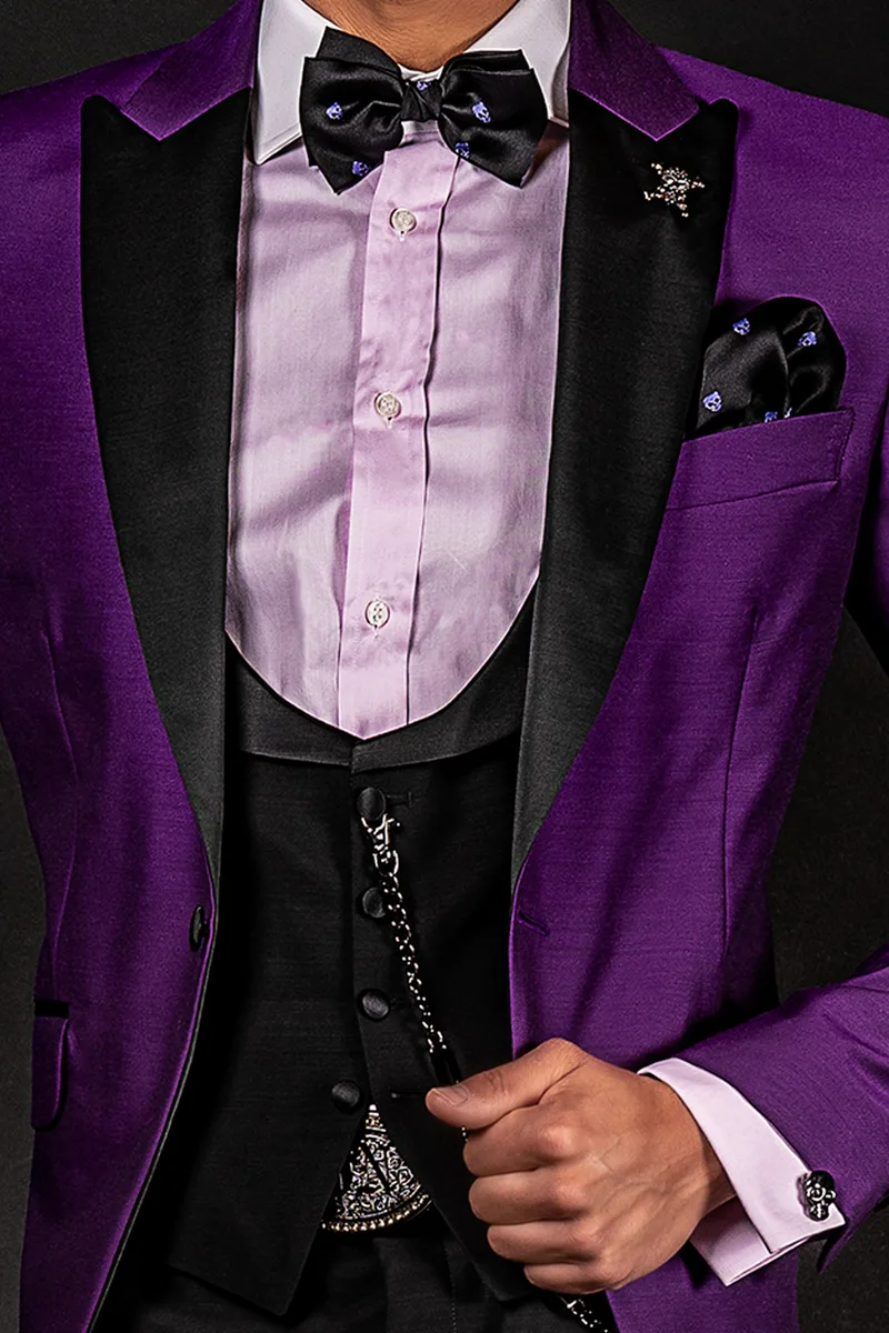 Abito smoking moderno da uomo viola e nero, pantaloni e gilet nero 2