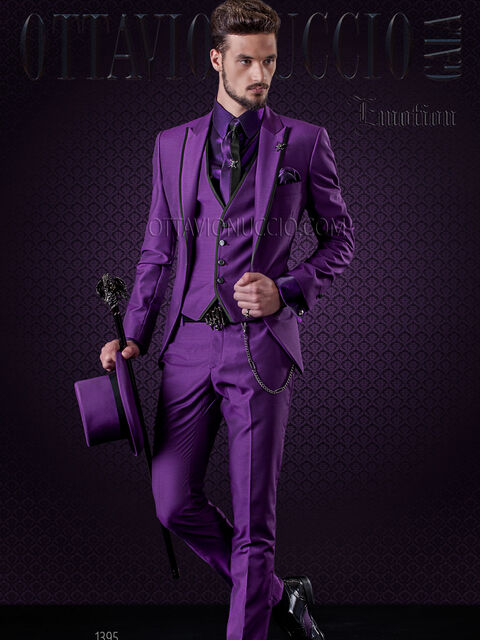 Abito moda uomo viola con profili neri a contrasto