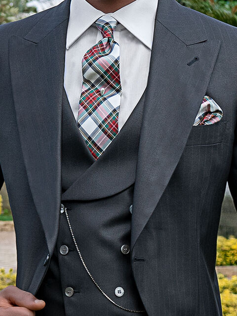 Gilet sciallato in tessuto gessato nero e riga bordeaux