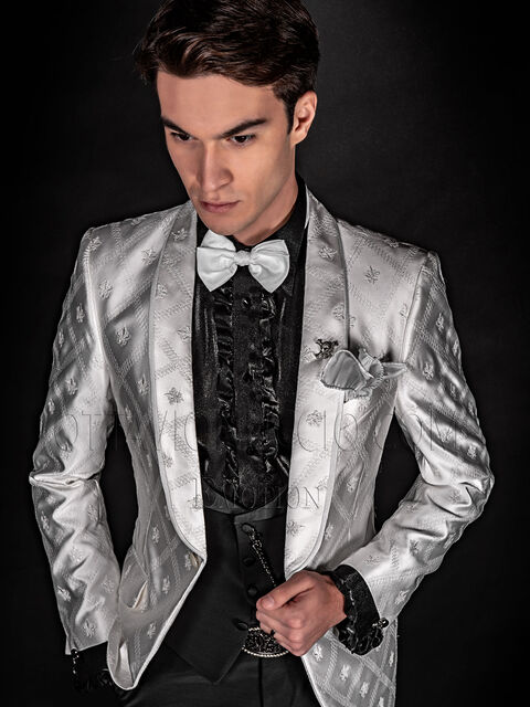 Giacca uomo in raso bianco ricamata, pantalone e gilet neri