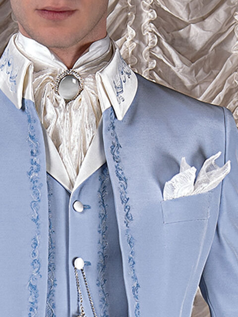 Plastron annodato in pizzo con fazzoletto